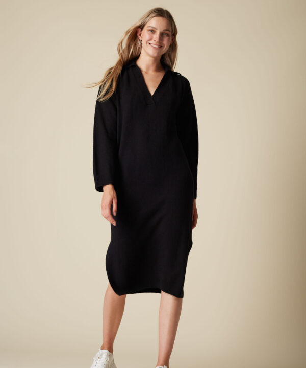 Casual knit dress