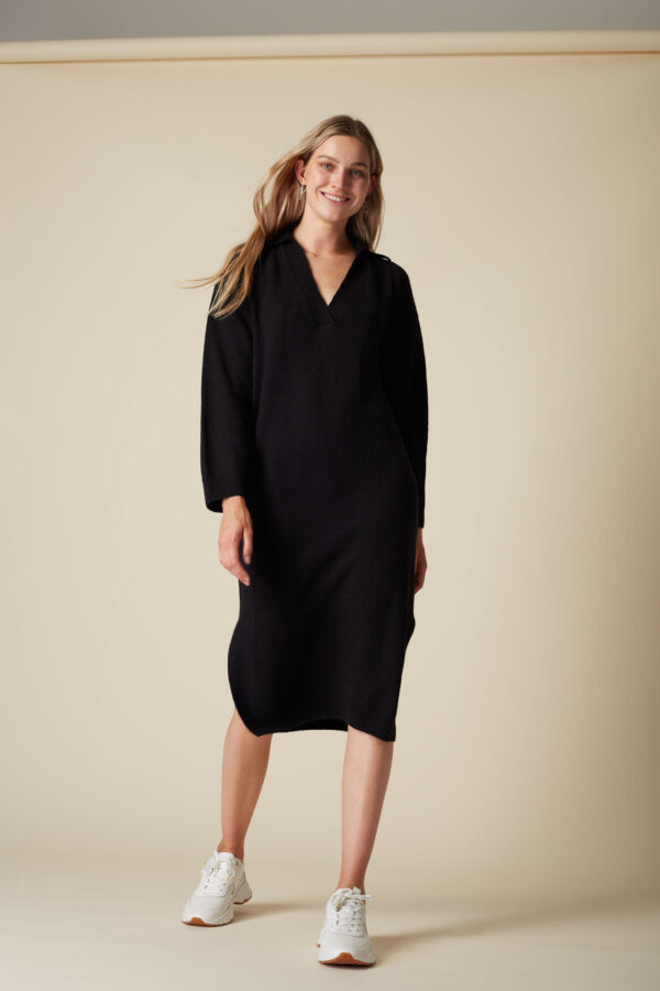 Casual knit dress