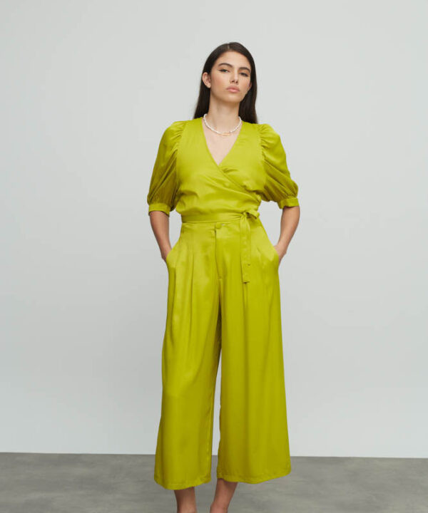 Kinmokusei  satin top lime