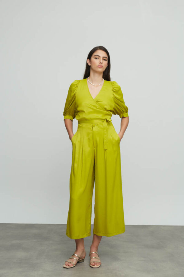 Kinmokusei  satin top lime