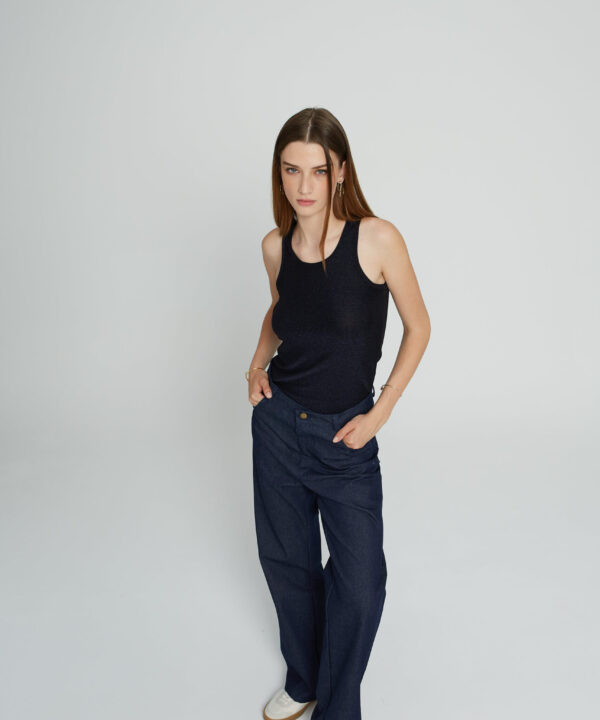 Alternative view of Nott tank top