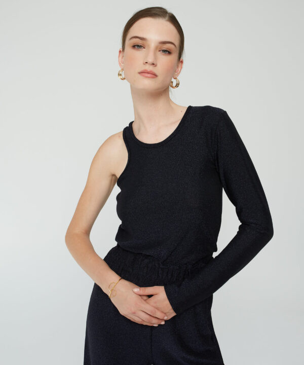 Nott one sleeve top