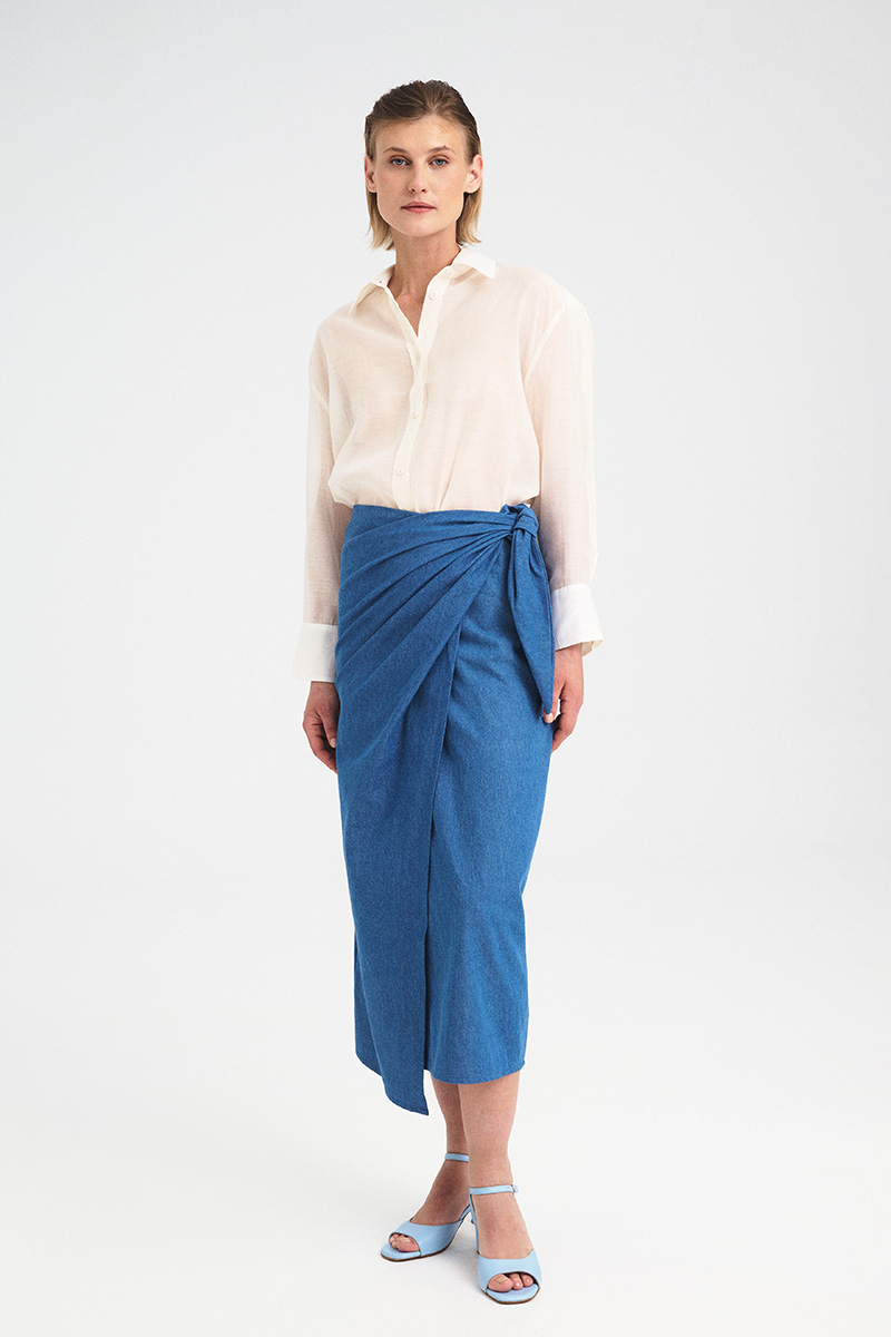 Oversized Sheer Tencel Shirt - Image 12