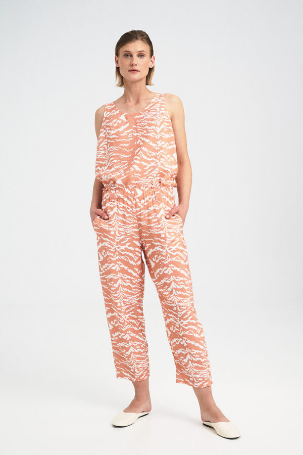 Soft Animal Print Tapered Pants