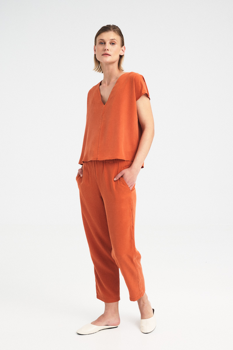 Relaxed Tapered Viscose Pants - Image 5