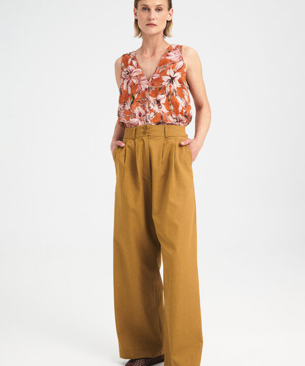 Wide Pleated Pants